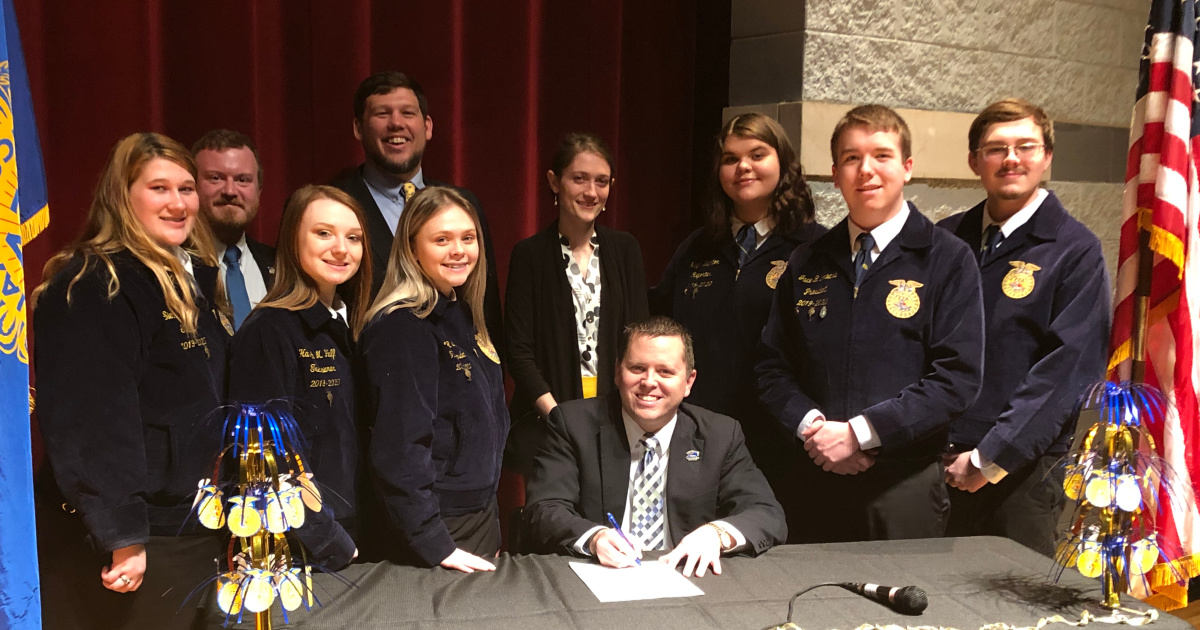 Judge Executive Dan Mosely signs proclamation declaring FFA Week in Harlan County Judge Executive Dan Mosely signs proclamation declaring FFA Week in Harlan County