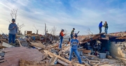 Caldwell County FFA Members Help with Tornado Relief