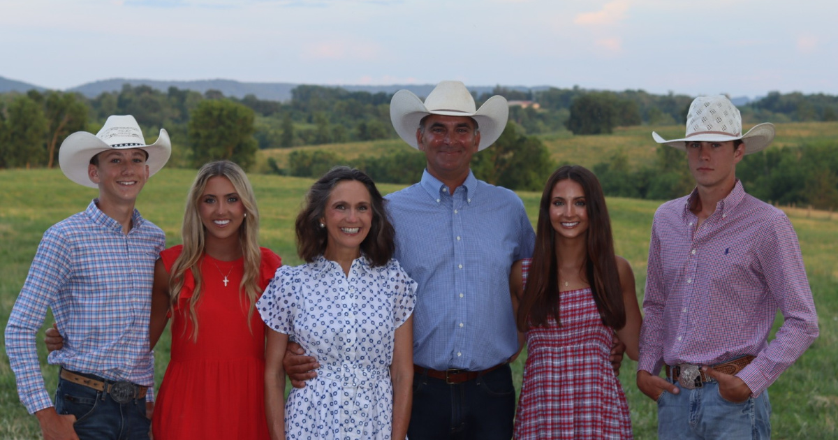 Kentucky Farm Bureau Names Scott Porter of Mason County its 2025 Kentucky Farmer of the Year