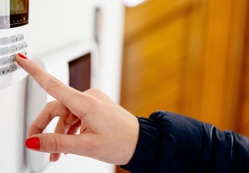 Tips to protect your home against theft Tips to protect your home against theft