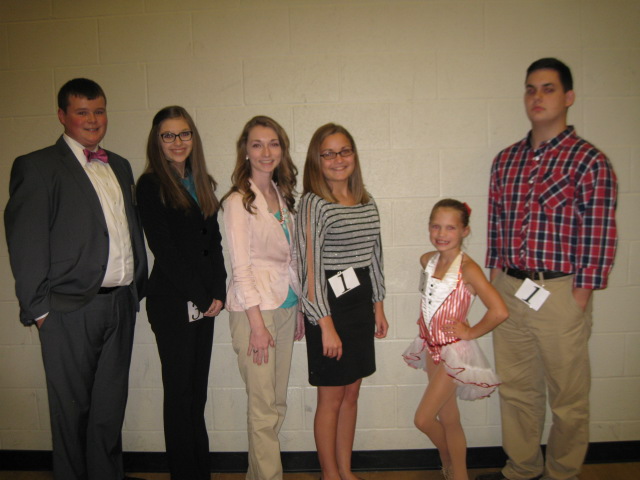 Pictured from left to right: Barren County Outstanding Farm Bureau Youth Contestants were: left to right Bradon Burks(winner), Mariah Hughes(winner), Sara Butler and Courtney Pedigo and Variety Contestants were Anna K. Alexander(winner) and Daniel Bannister. Pictured from left to right: Barren County Outstanding Farm Bureau Youth Contestants were: left to right Bradon Burks(winner), Mariah Hughes(winner), Sara Butler and Courtney Pedigo and Variety Contestants were Anna K. Alexander(winner) and Daniel Bannister.